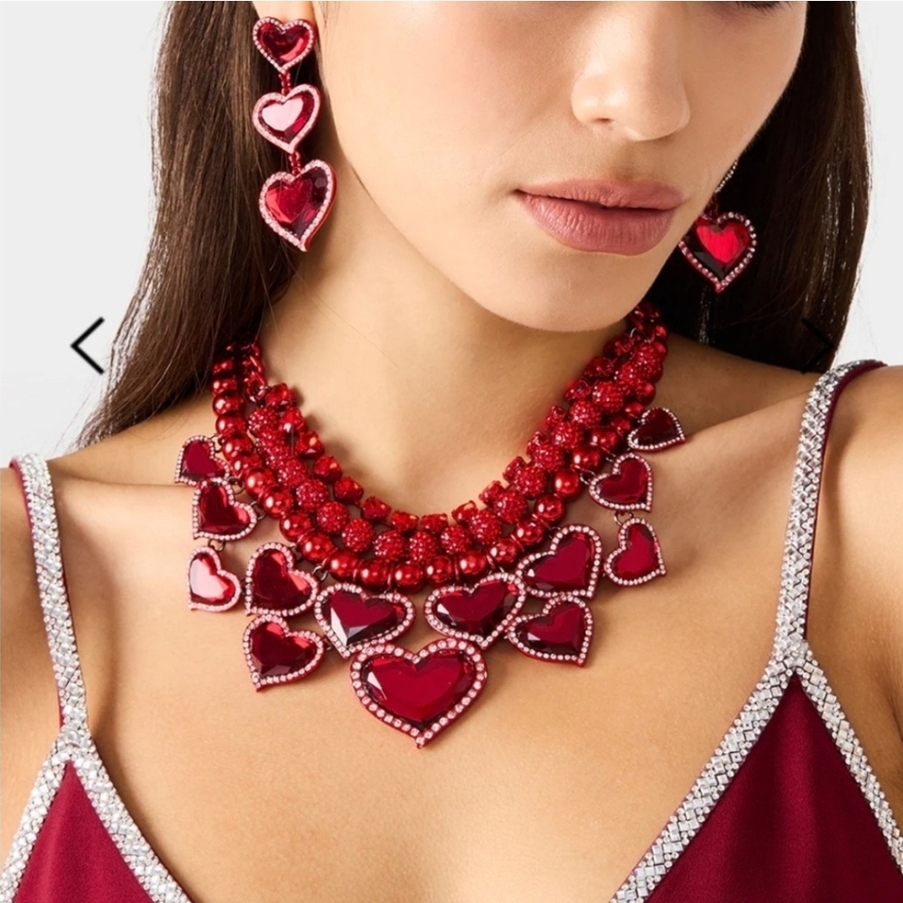 ❤️🔹️ BETSEY JOHNSON🔹️ LOVE SPELL DROP EARRINGS RED - Picture 8 of 9